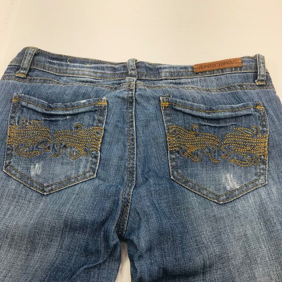 Almost Famous Women's Size 3 Distressed Denim Blue Jean Preowned Good Condition - Picture 4 of 12